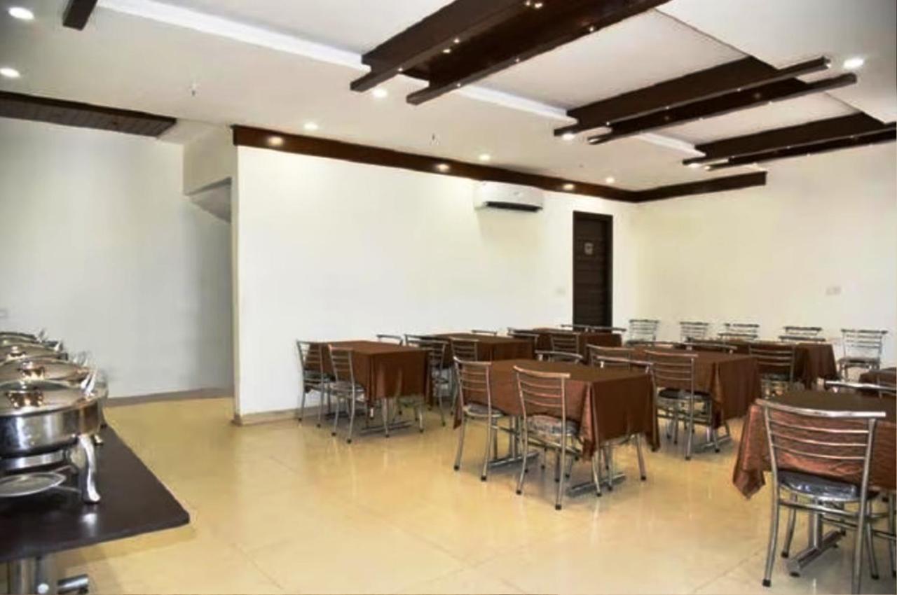 Hotel Royals Grand Galaxy Amritsar Exteriör bild
